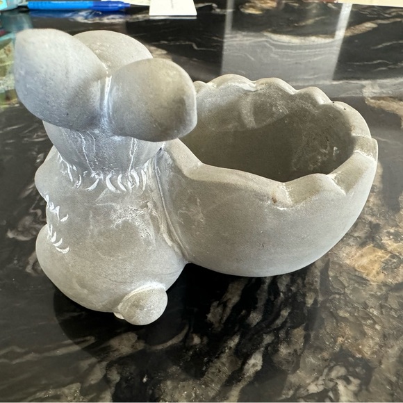 2 inch bunny rabbit cement planter - Picture 8 of 11